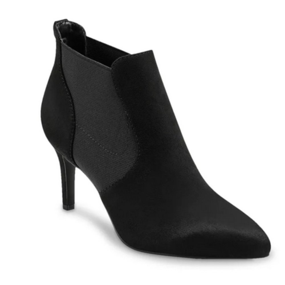 BANDOLINO Black Kitten Heel Ankle Booties